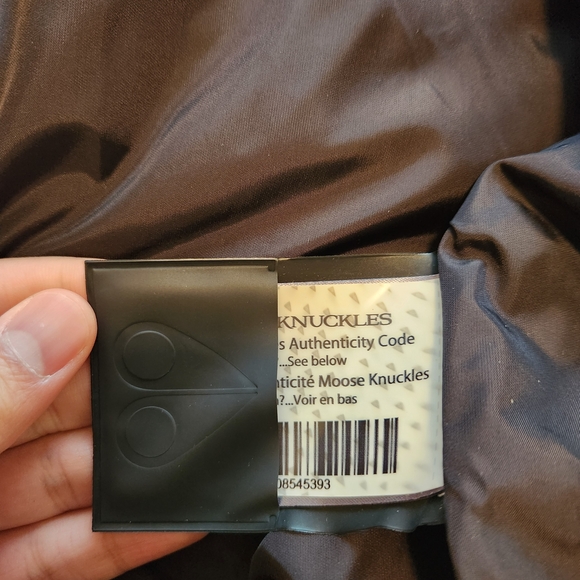 Moose Knuckles Black Bomber Jacket - Picture 11 of 11